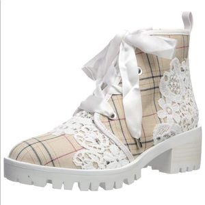 Karl Lagerfeld Plaid and Lace Women's Boots - Cream and White